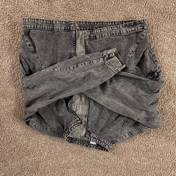 Denim jacket - Picture 3 of 3